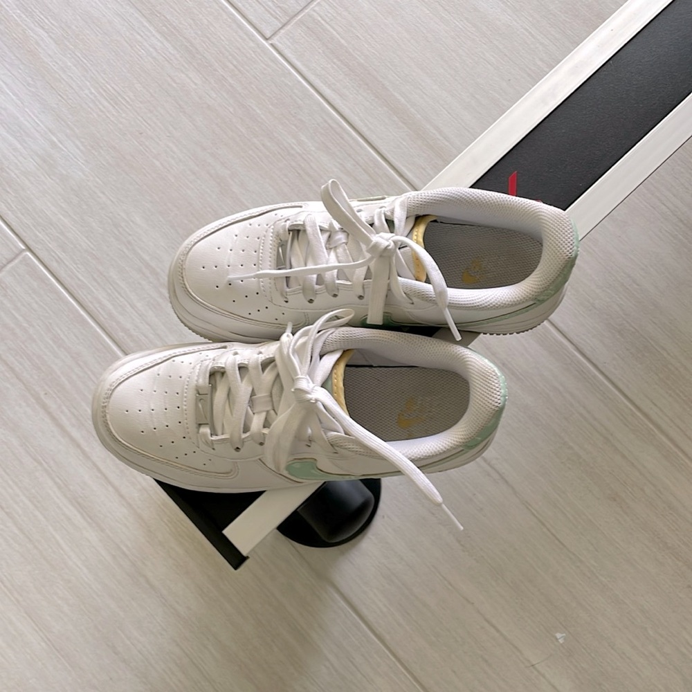 Nike Air Force 1 Sneakers